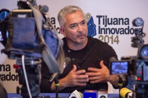 Cesar Millan, “The Dog Whisperer,” says his success’ staircase started when he decided to do what other people didn’t want to do. He spoke during a press conference Oct. 19 at CECUT, Cultural Center of Tijuana, headquarters of this year’s Tijuana Innovadora. (Photo by Celia Jimenez)